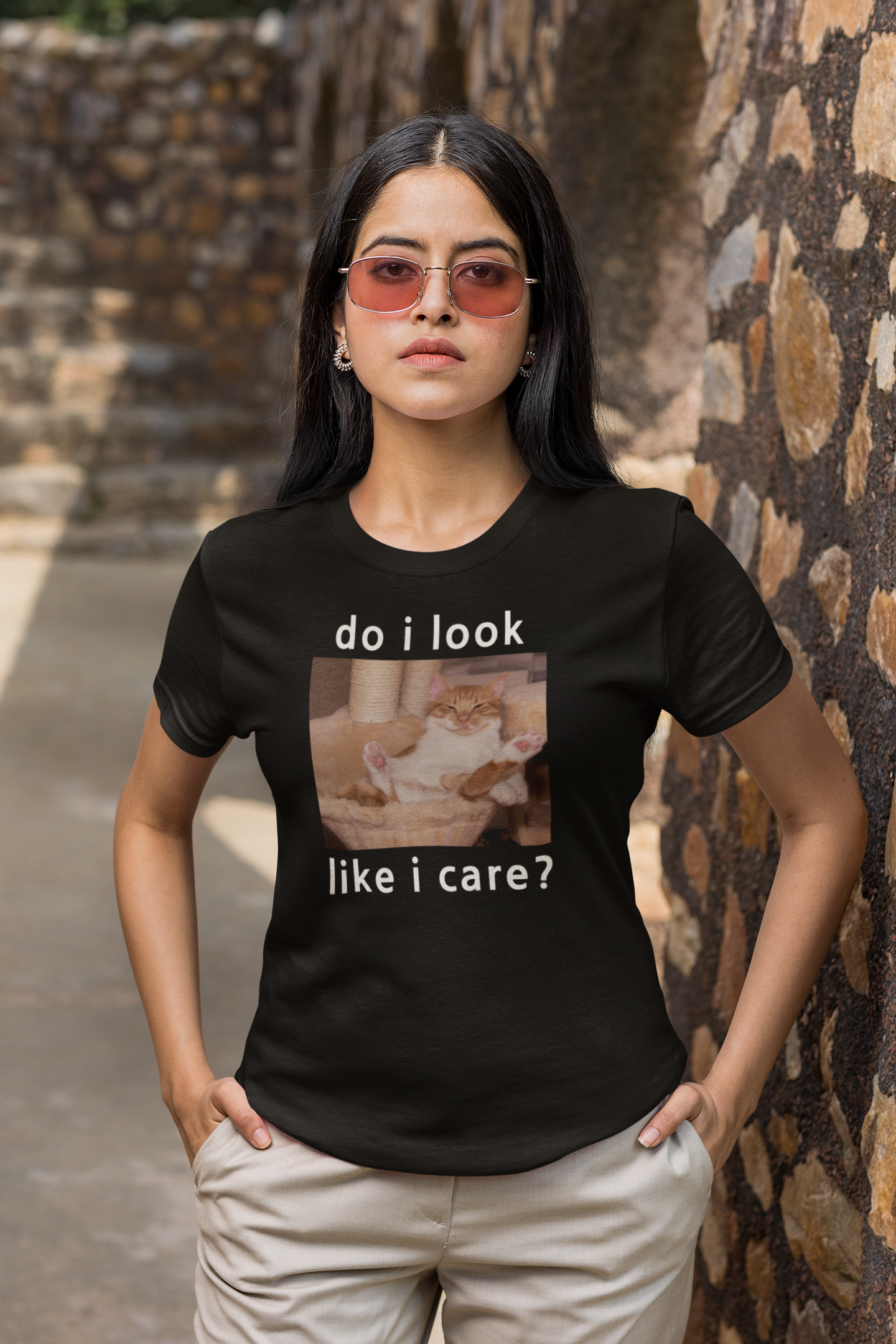 Do I Look Like I Care? T-shirt